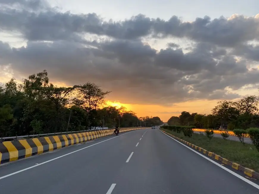 Ayodhya-Lucknow Highway